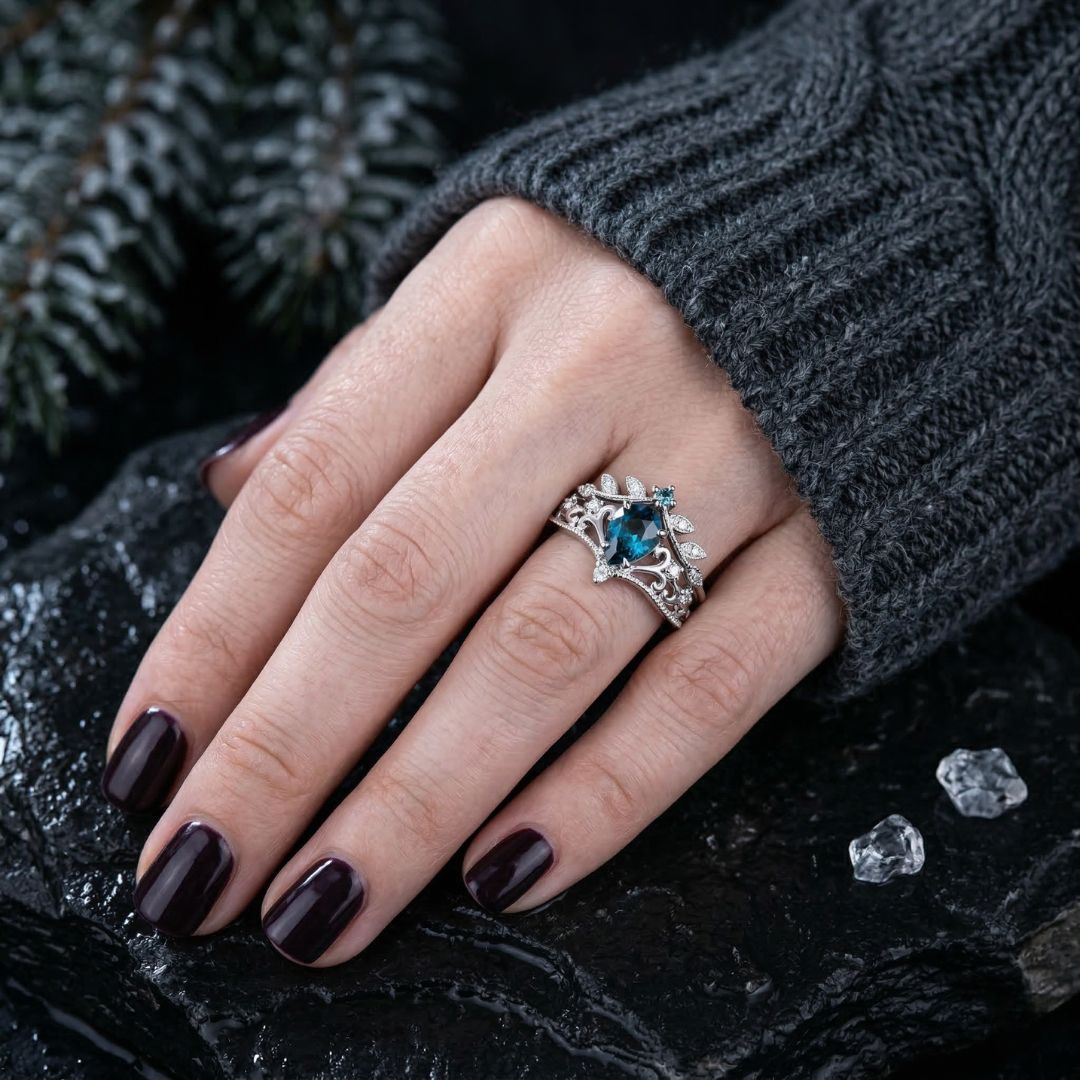 Frosted Crown Ring