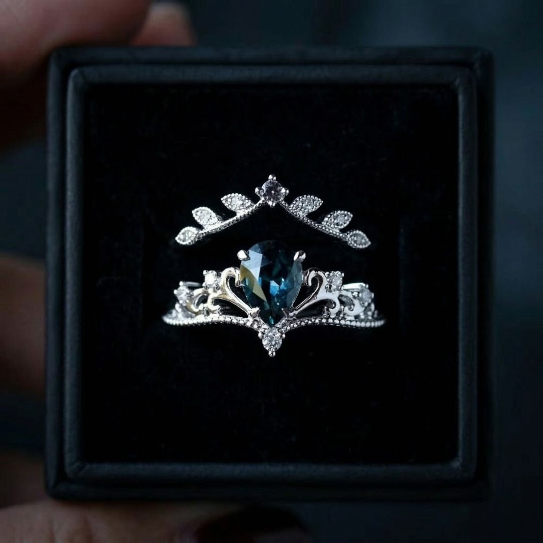 Frosted Crown Ring