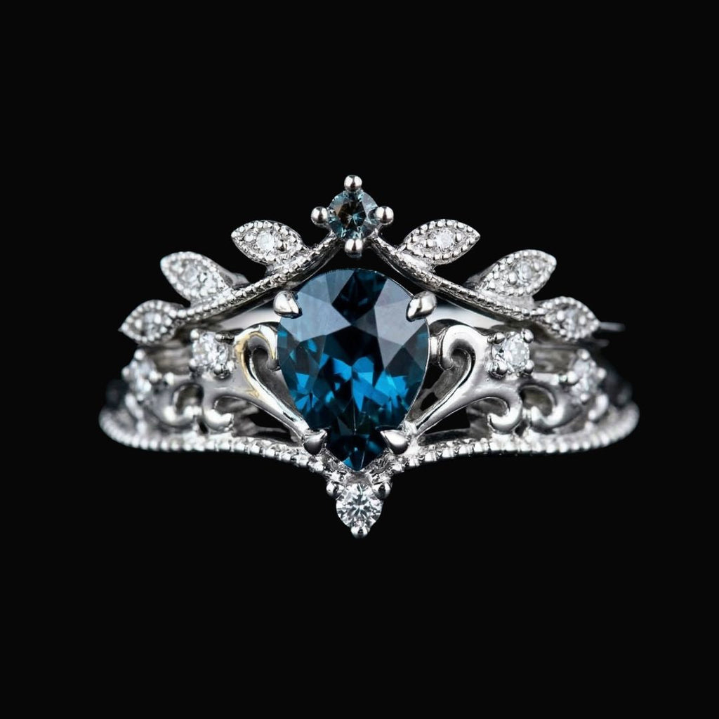 Frosted Crown Ring